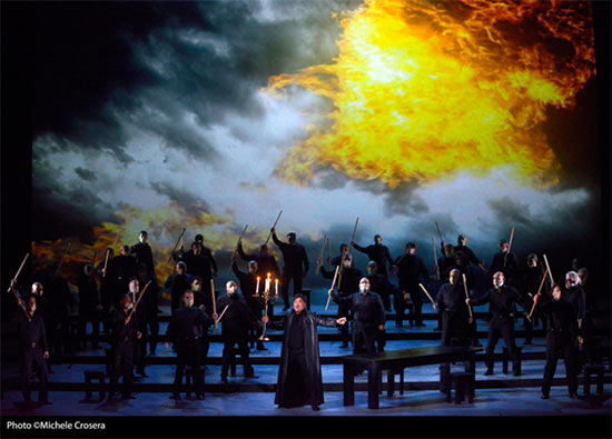 Recensione opera lirica Il Trovatore in scena al Teatro La Fenice di Venezia  - Settembre 2022